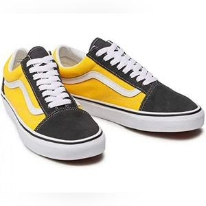 Men’s Old Skool Reto Black/Yellow Summer Cab Mooneye men’s size 11.5